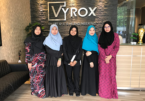 VYROX Technical Support Team 10